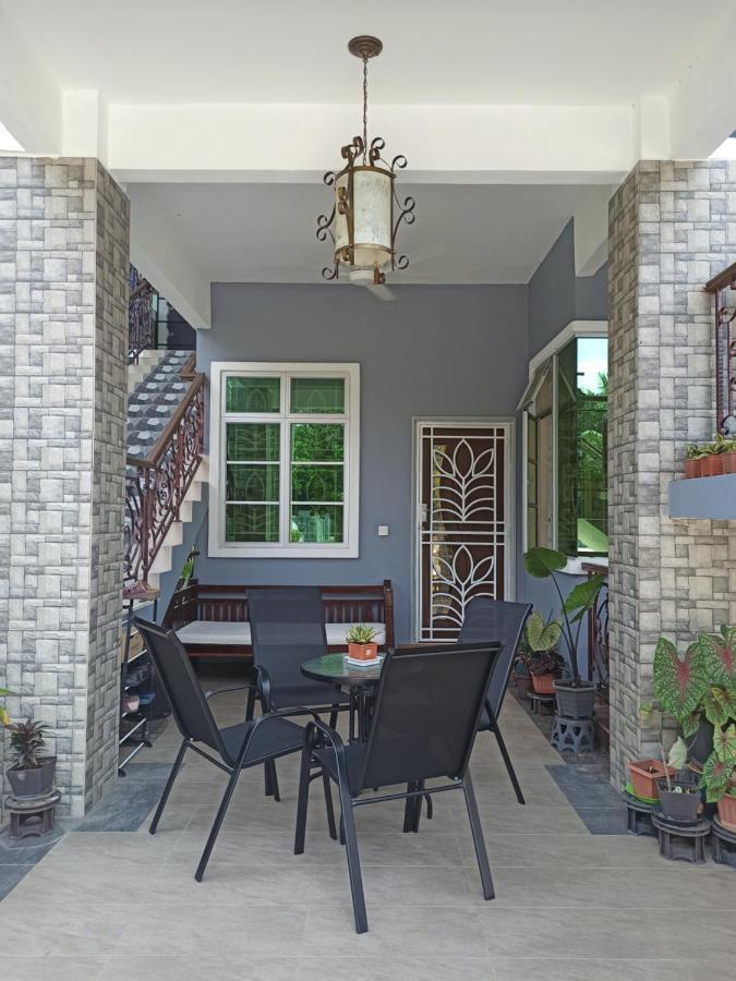 Darney'S Homestay Kg Bangau Tanjung Темерлох Екстериор снимка