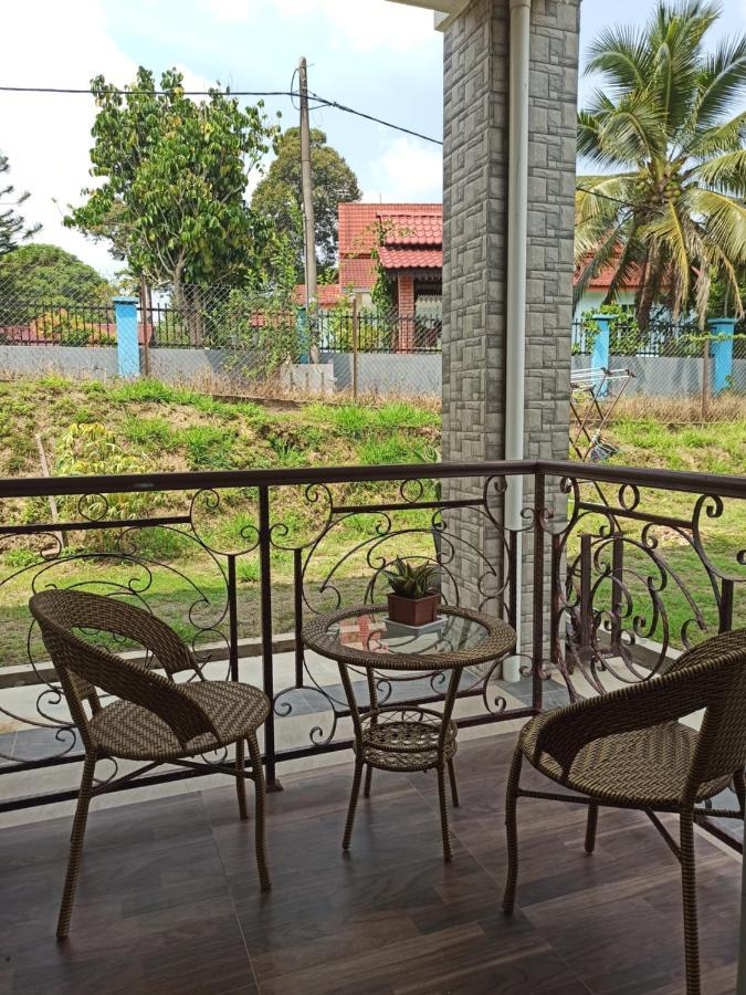 Darney'S Homestay Kg Bangau Tanjung Темерлох Екстериор снимка